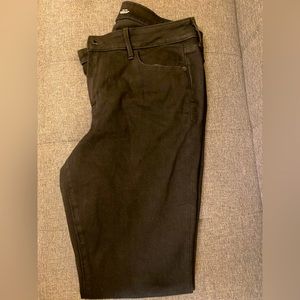 Black Old Navy mid-rise Power Slim jeans. Never worn. Size 12